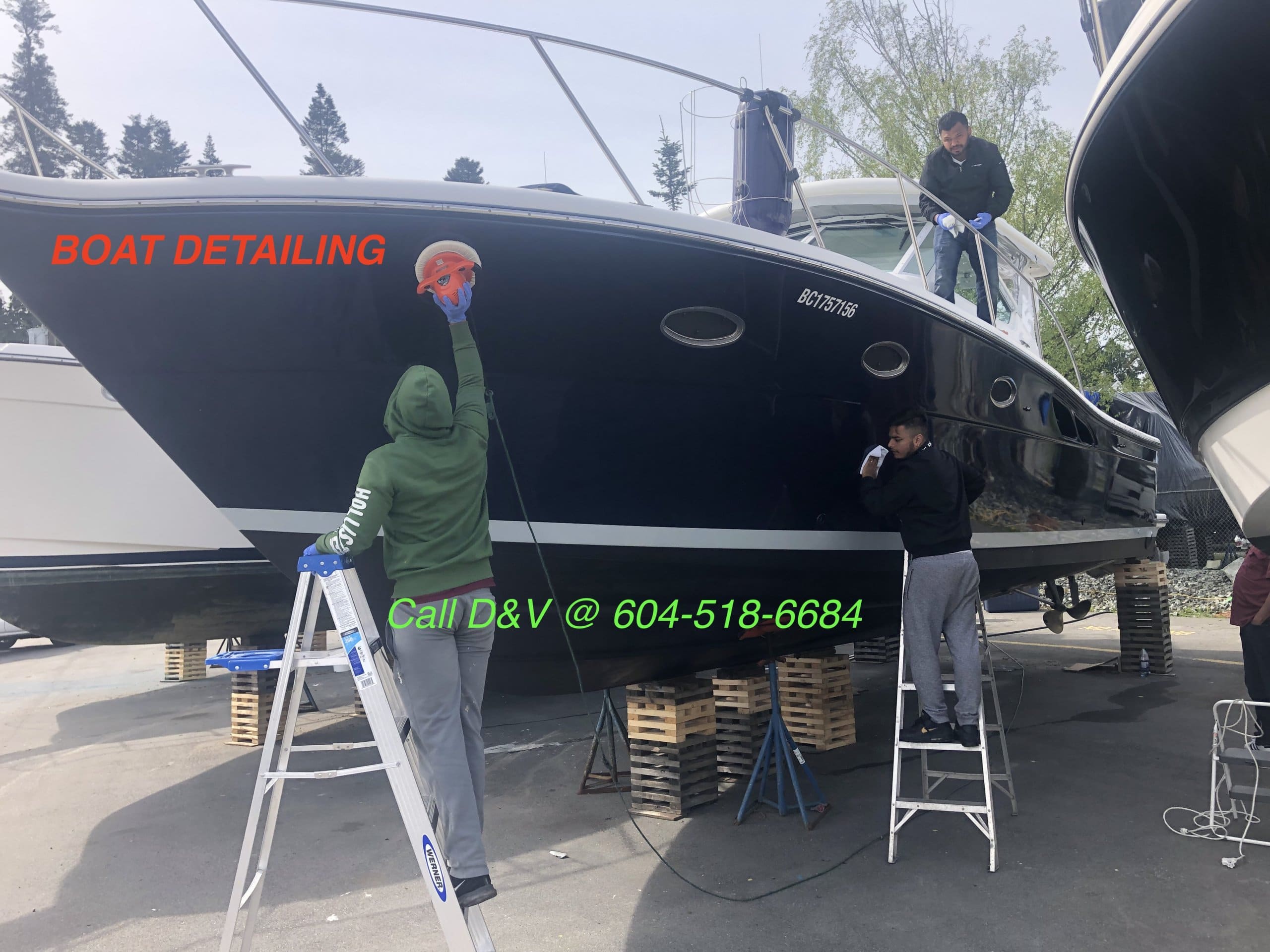 picture showing boat exterior detailing service